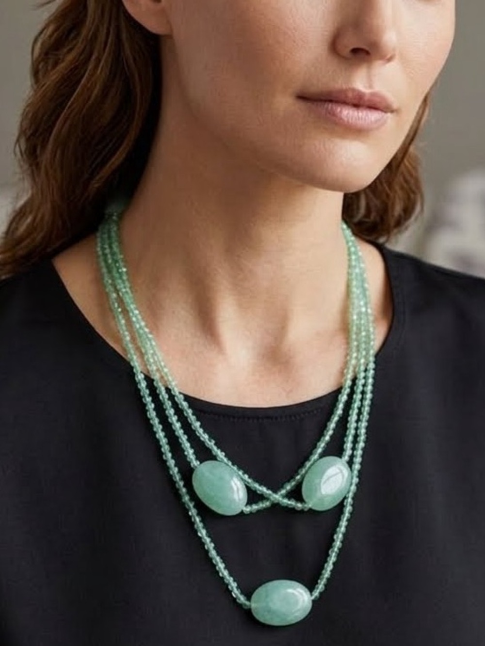 NEW Hand Crafted Oval Stone Beaded Green Layered Necklace
